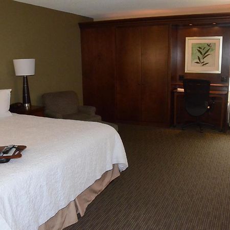 Hampton Inn Abingdon Exterior photo