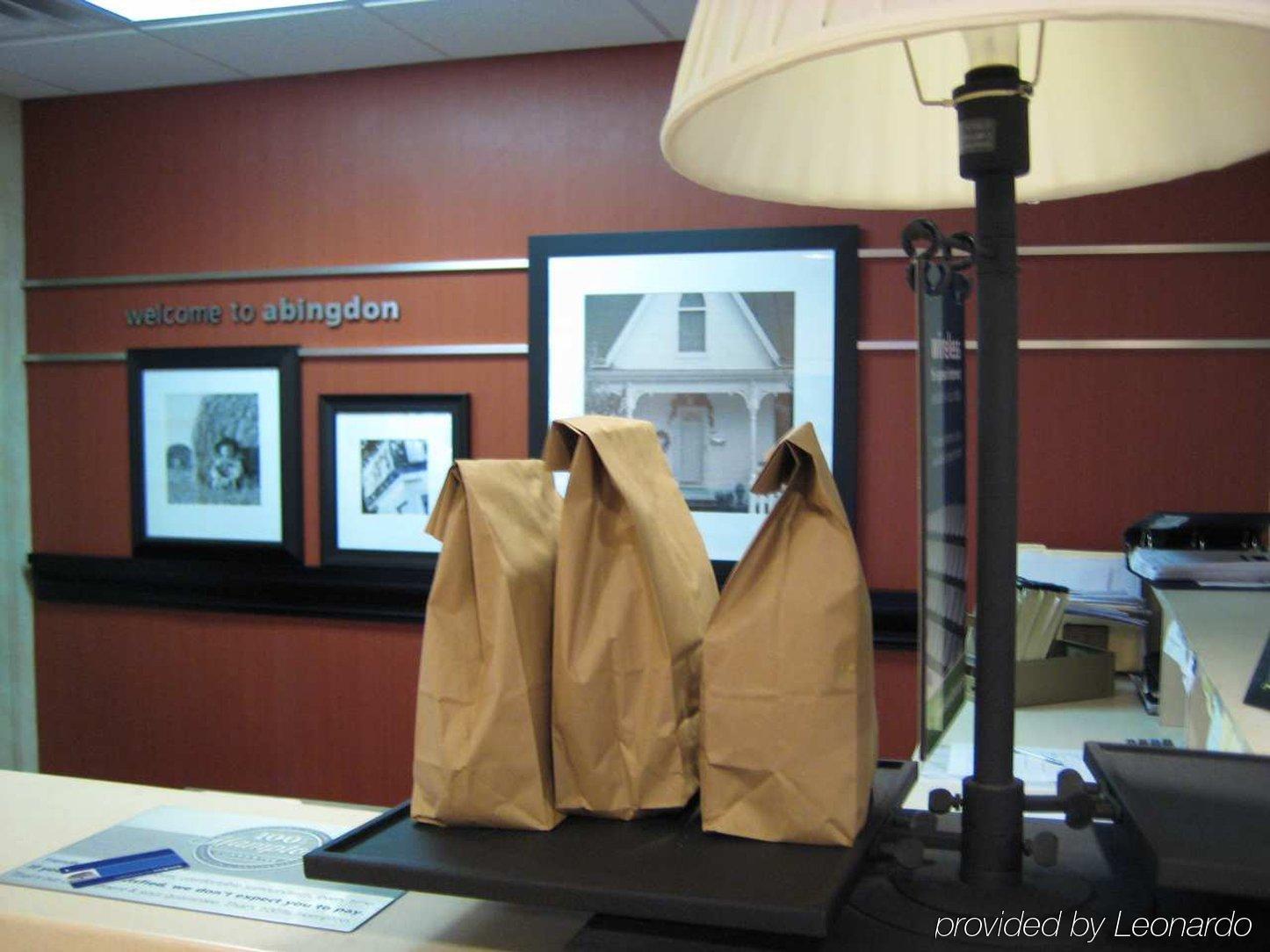 Hampton Inn Abingdon Interior photo